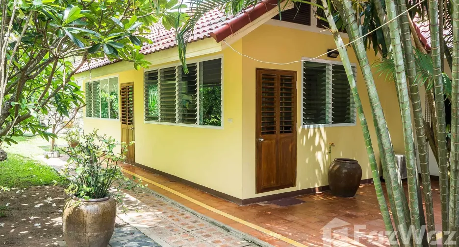 For sale 4 bedrooms house in Doi Saket, Chiang Mai