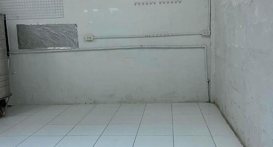 For sale 3 bedrooms retail Space in Mueang Chiang Mai, Chiang Mai