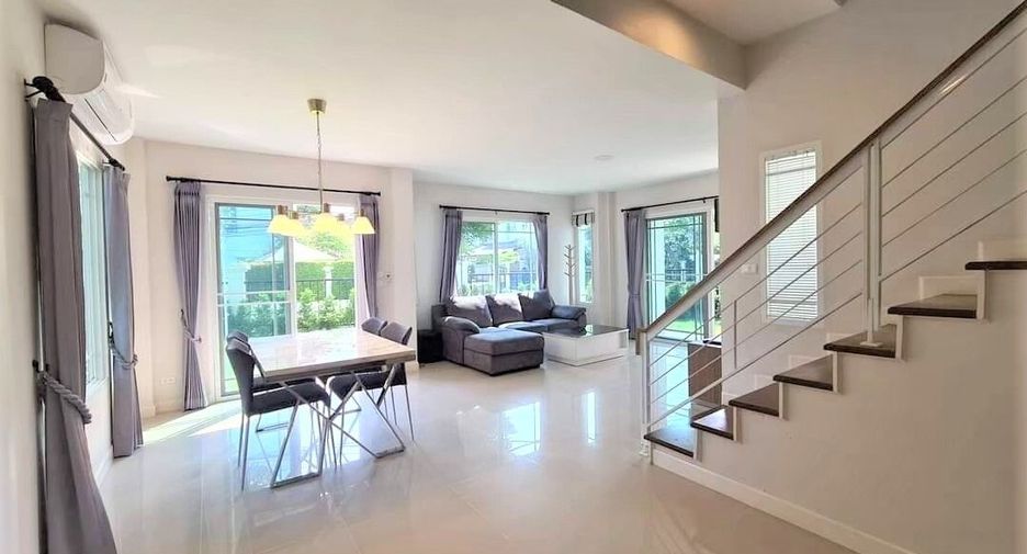 For rent 3 bedrooms house in Mueang Chiang Mai, Chiang Mai