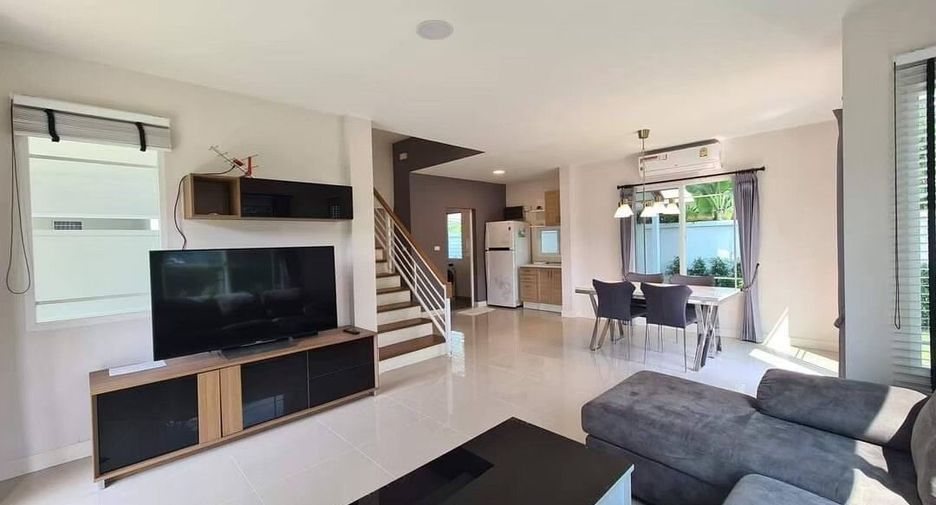 For rent 3 bedrooms house in Mueang Chiang Mai, Chiang Mai