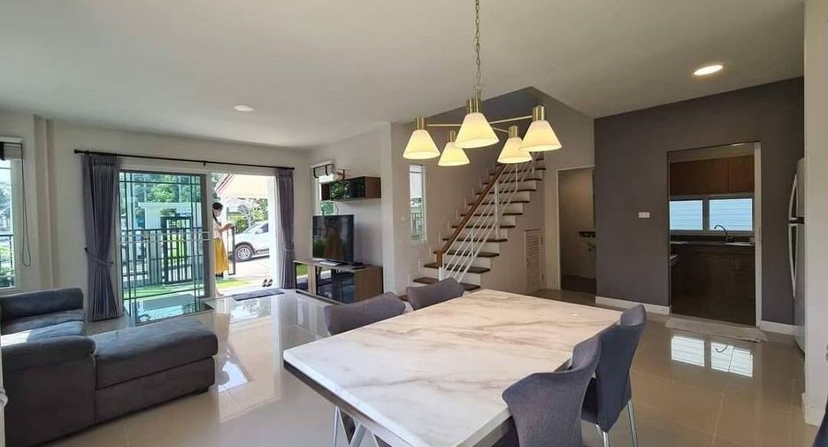 For rent 3 bedrooms house in Mueang Chiang Mai, Chiang Mai