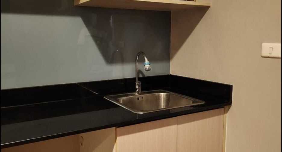 For rent studio condo in Thon Buri, Bangkok