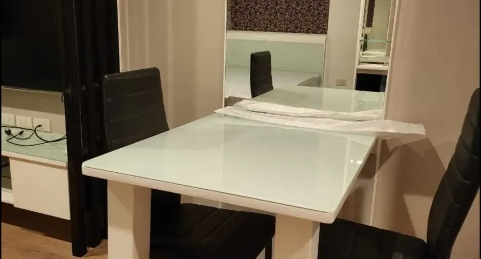 For rent studio condo in Thon Buri, Bangkok