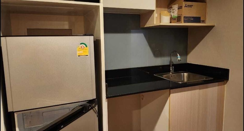 For rent studio condo in Thon Buri, Bangkok