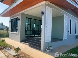 Casa en alquiler de 2 habitaciones en Pran Buri, Prachuap Khiri Khan