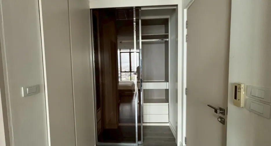 For sale 2 bedrooms condo in Khlong San, Bangkok