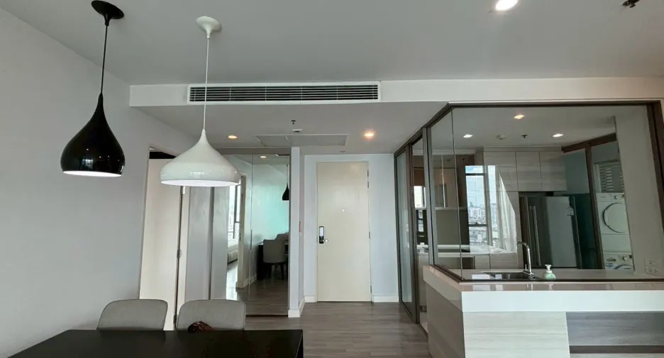 For sale 2 bedrooms condo in Khlong San, Bangkok