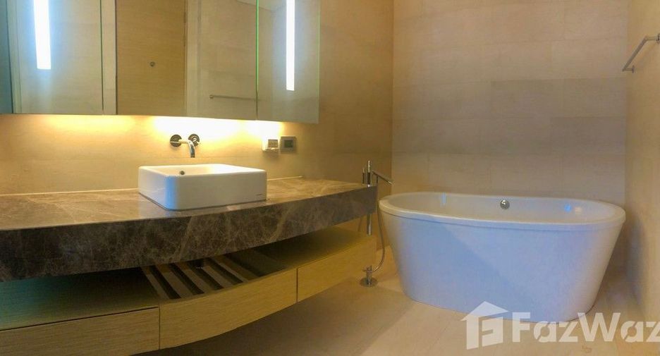 Wohnung zum Kauf mit 2 Zimmer in Sathon, Bangkok