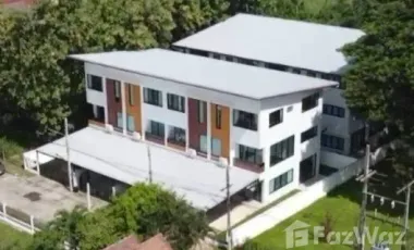 For rent 3 bedrooms townhouse in Mueang Chiang Mai, Chiang Mai