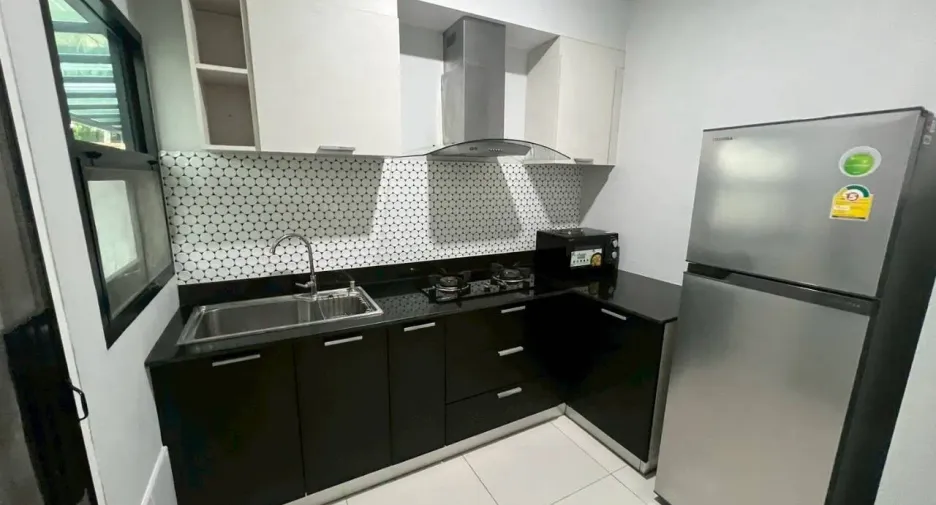 For rent 3 bedrooms townhouse in Mueang Chiang Mai, Chiang Mai
