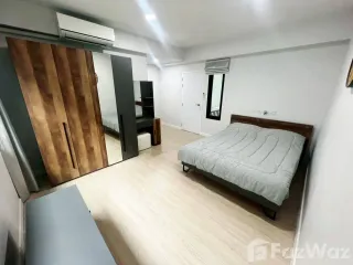 À louer 3 chambres maison de ville à Mueang Chiang Mai, Chiang Mai