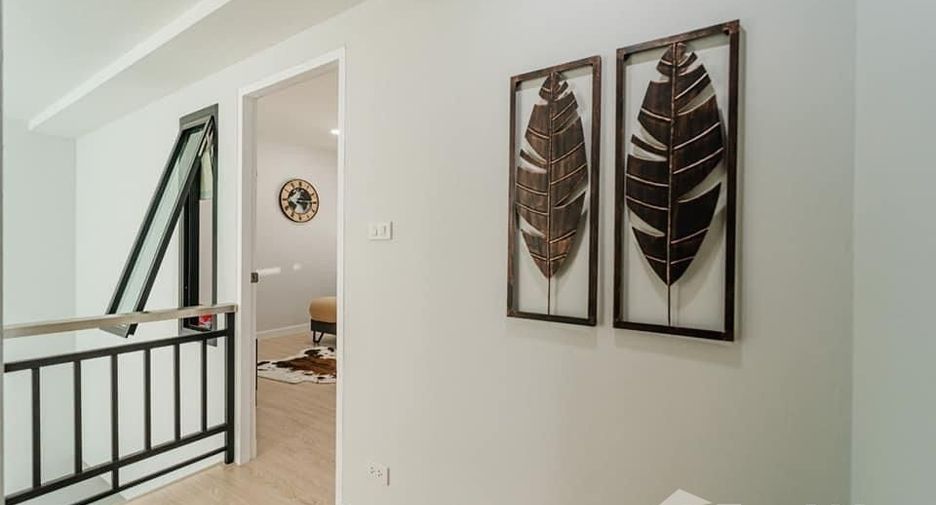 For rent 3 bedrooms townhouse in Mueang Chiang Mai, Chiang Mai
