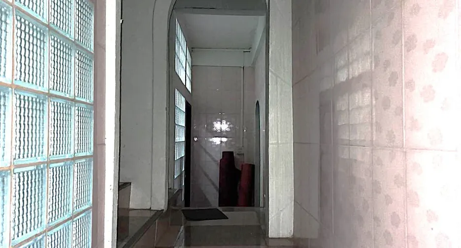 For sale 6 bedrooms retail Space in Sathon, Bangkok