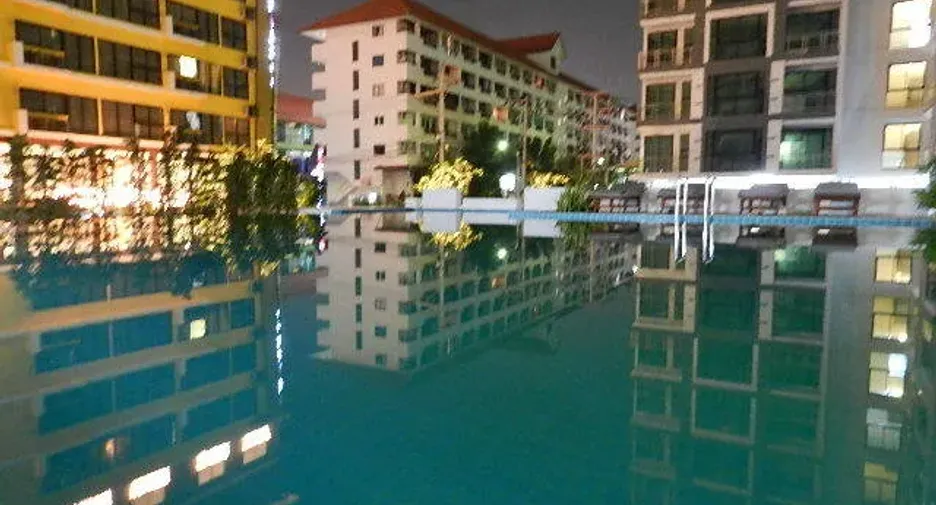 Condo en alquiler de 1 habitaciones en Bang Lamung, Chonburi