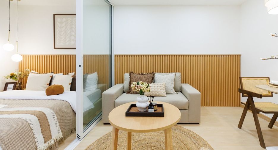 For sale studio condo in Phra Khanong, Bangkok