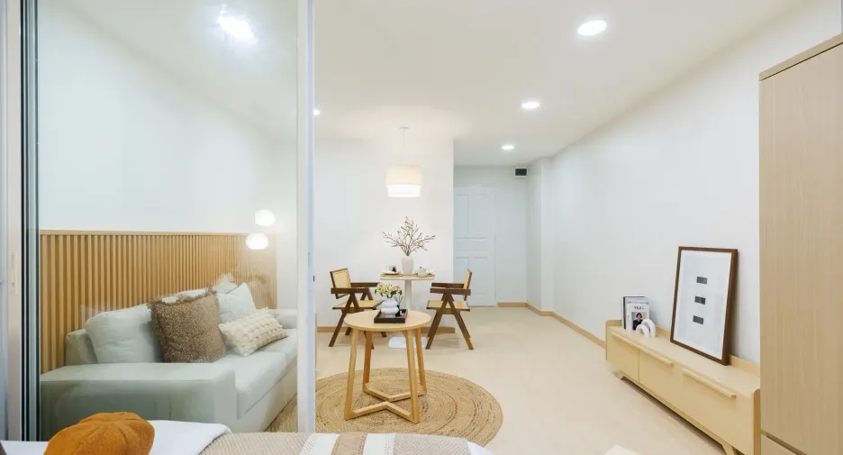 For sale studio condo in Phra Khanong, Bangkok