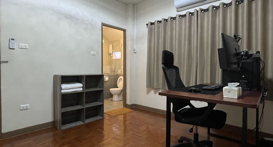 For sale and for rent 4 bedrooms house in San Sai, Chiang Mai