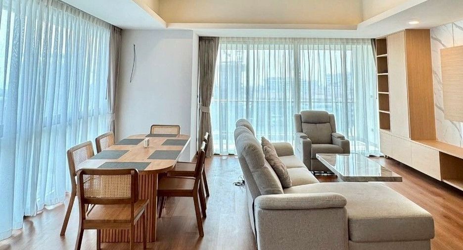 For sale そして for rent 2 ベッドルーム condo in Bang Lamung, Chonburi