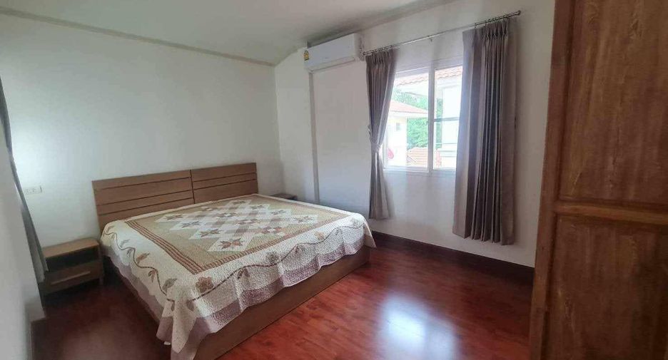 For rent 4 bedrooms house in Mueang Chiang Mai, Chiang Mai