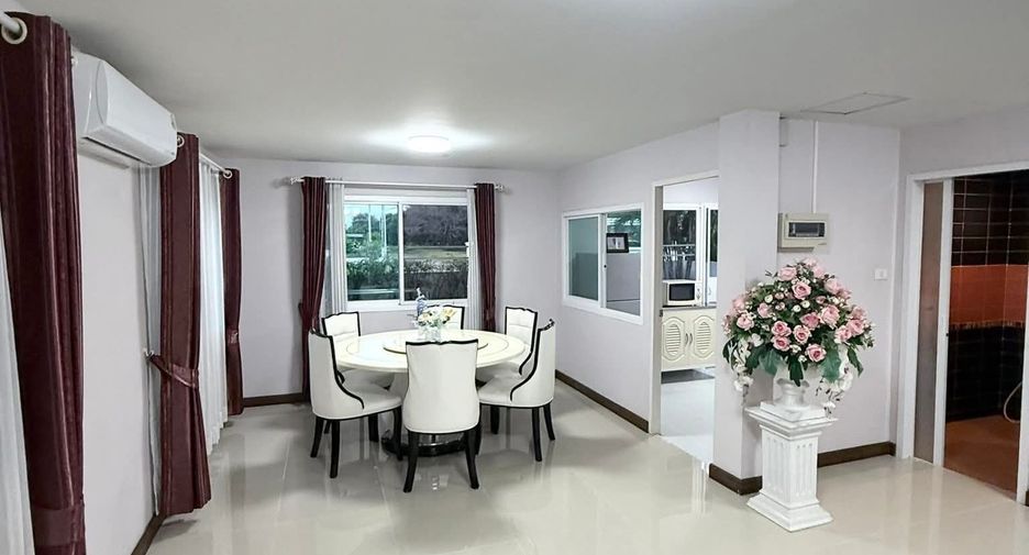 Haus zur Miete mit 3 Zimmer in San Sai, Chiang Mai