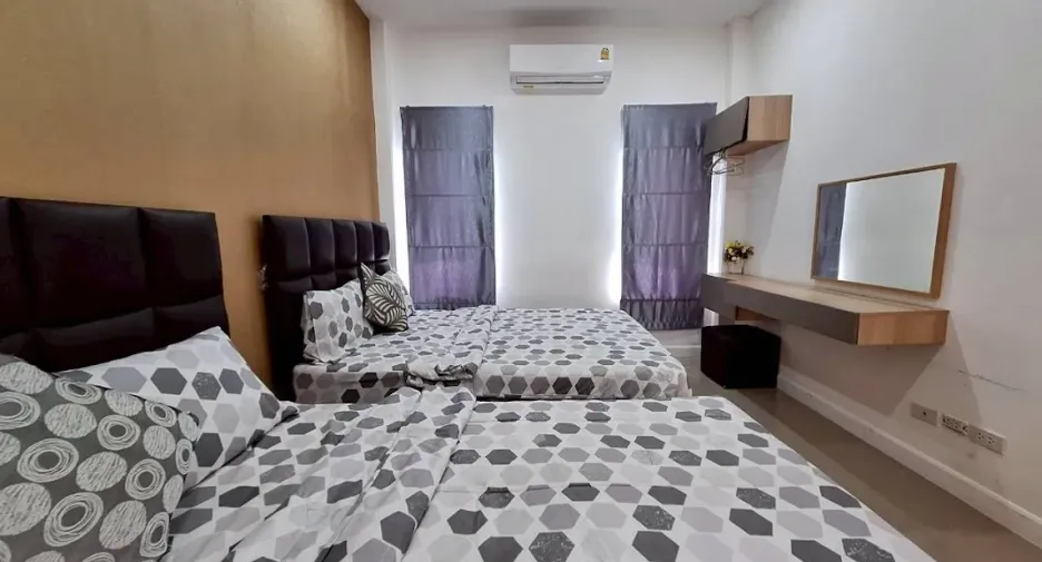 For rent 4 bedrooms house in Hua Hin, Prachuap Khiri Khan