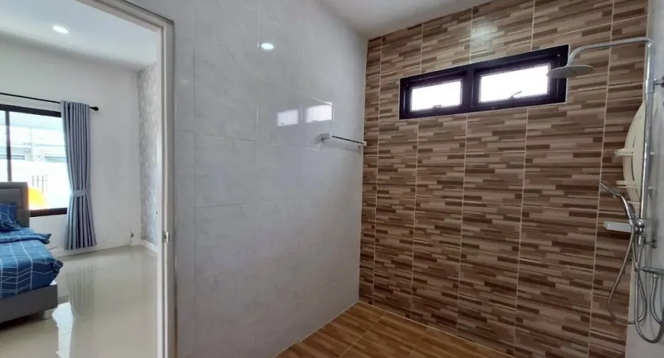 For rent 4 bedrooms house in Hua Hin, Prachuap Khiri Khan