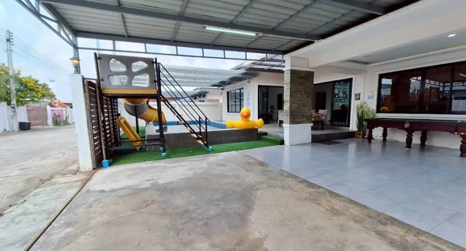 For rent 4 bedrooms house in Hua Hin, Prachuap Khiri Khan