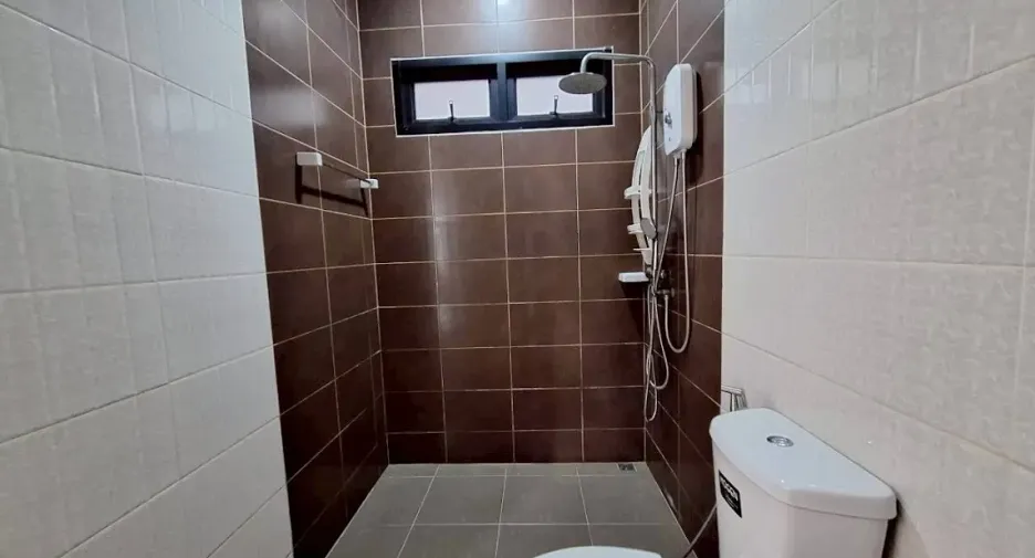For rent 4 bedrooms house in Hua Hin, Prachuap Khiri Khan