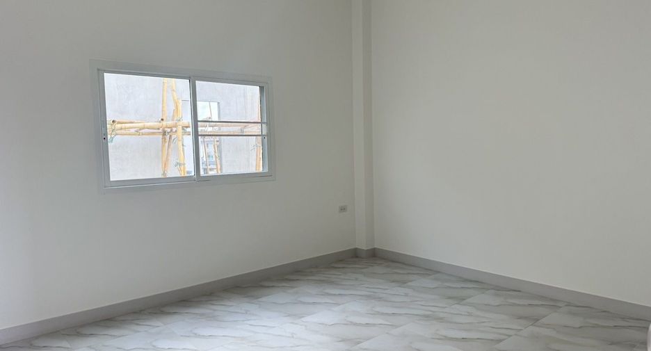 Продажа 5 спальни дом в Сан Саи, Чианг Маи