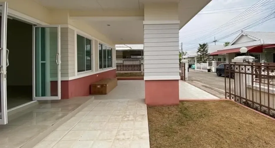 À vendre et à louer 2 chambres maison à Sattahip, Chonburi