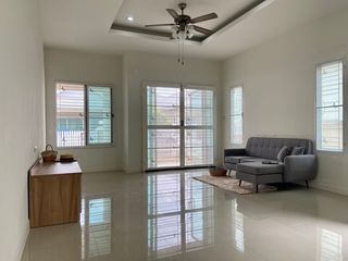 For sale そして for rent 2 ベッドルーム house in Sattahip, Pattaya