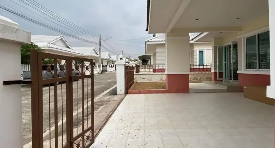 À vendre et à louer 2 chambres maison à Sattahip, Chonburi