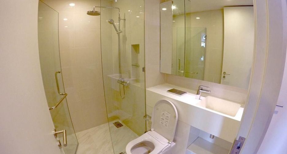 For sale and for rent 1 bed condo in Bang Rak, Bangkok