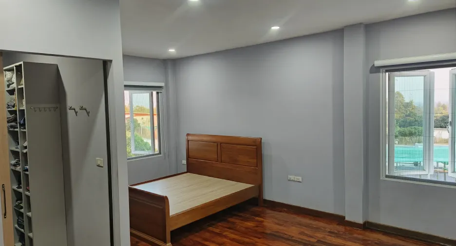 For sale and for rent 5 bedrooms house in San Pa Tong, Chiang Mai