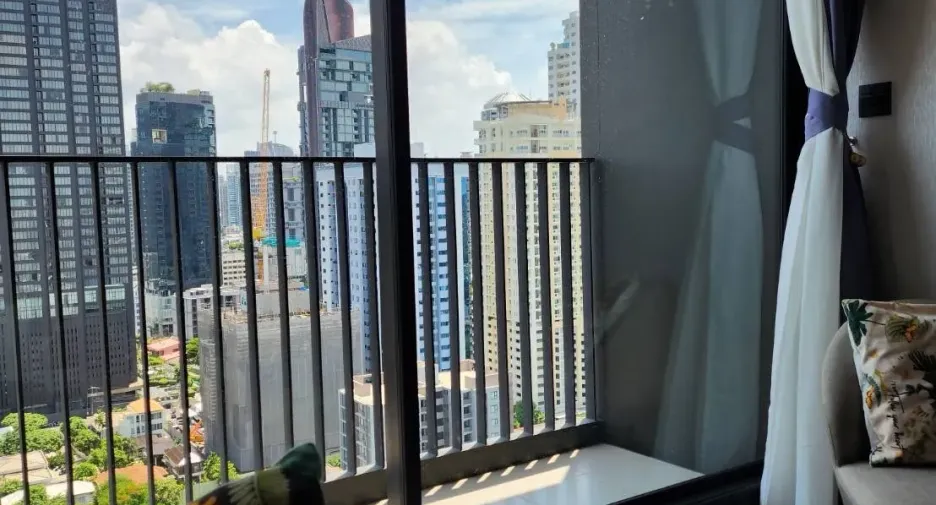 À vendre et à louer 2 chambres condo à Watthana, Bangkok