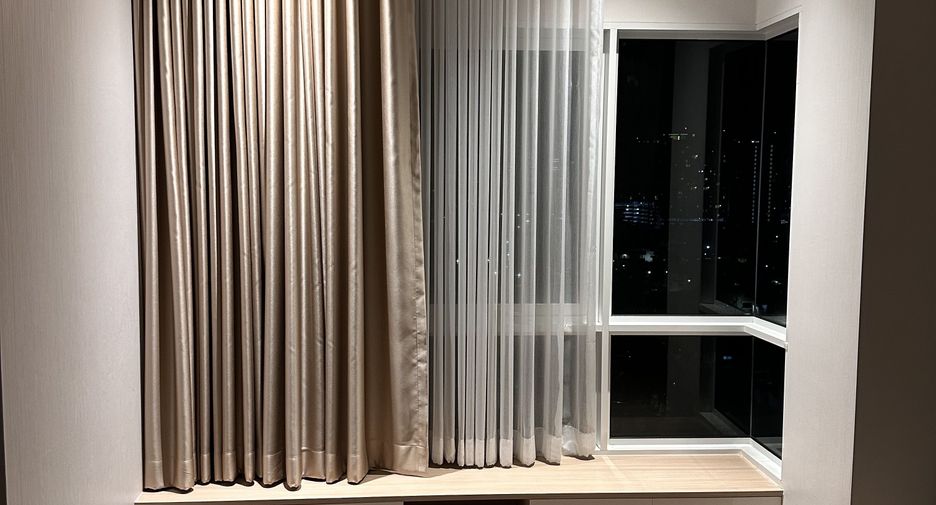 For sale 2 bedrooms condo in Bangkok Noi, Bangkok