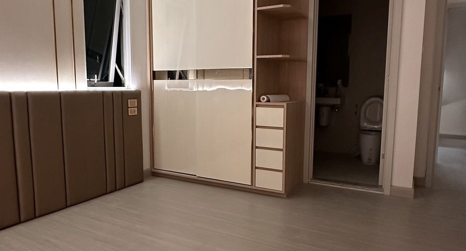 For sale 2 bedrooms condo in Bangkok Noi, Bangkok
