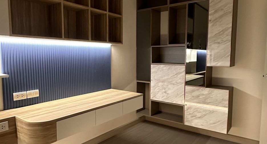 For sale 2 bedrooms condo in Bangkok Noi, Bangkok