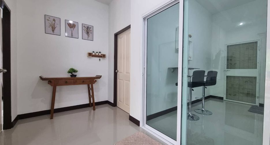 For rent 2 bedrooms house in Bang Lamung, Chonburi