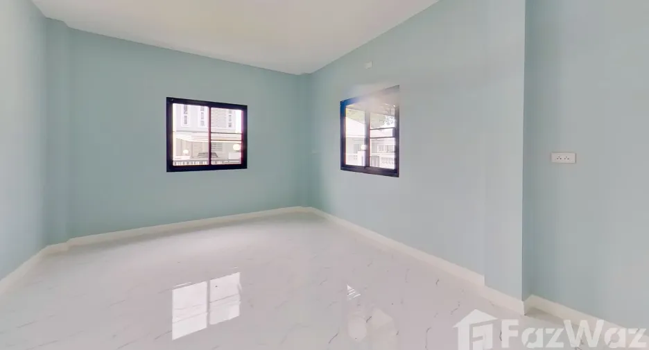 For sale 4 bedrooms house in Saraphi, Chiang Mai