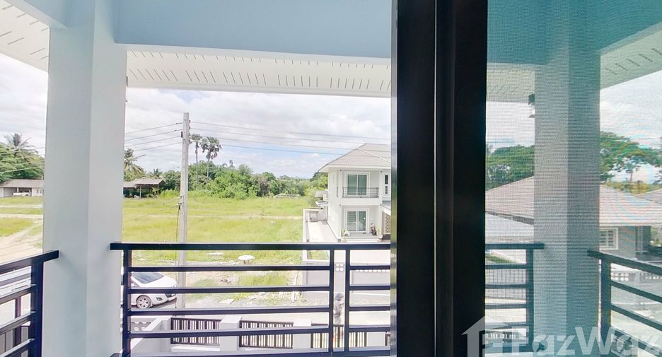 For sale 4 bedrooms house in Saraphi, Chiang Mai