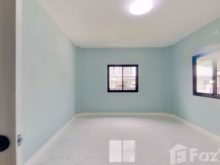 For sale 4 bedrooms house in Saraphi, Chiang Mai