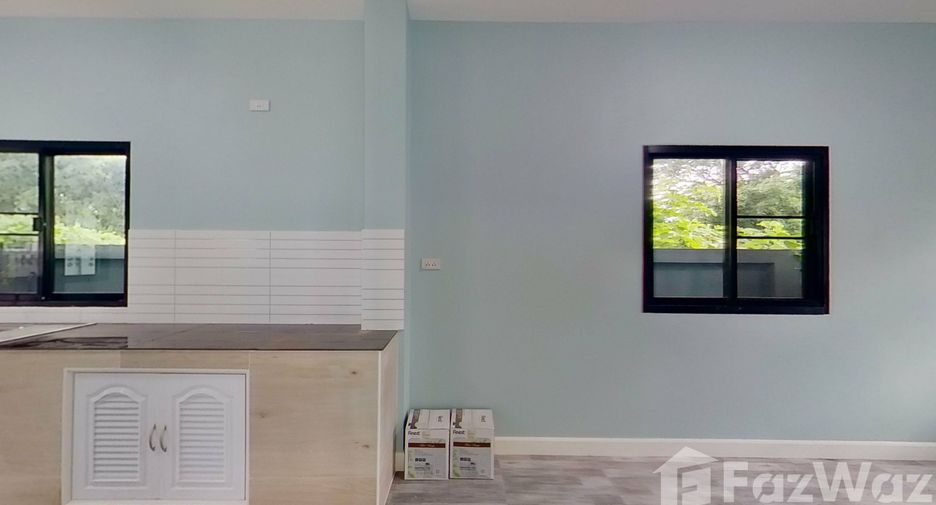 For sale 4 bedrooms house in Saraphi, Chiang Mai