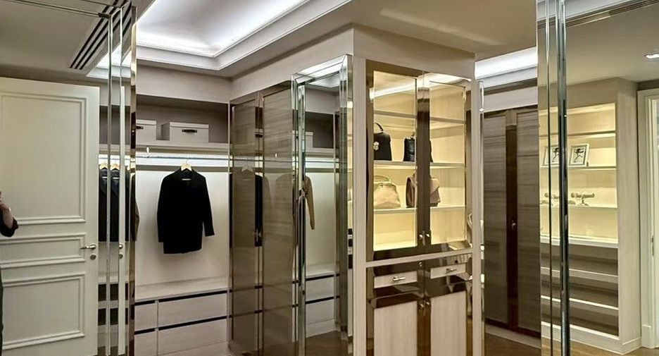 出售 5 卧室 独立屋 在 Saphan Sung, 曼谷