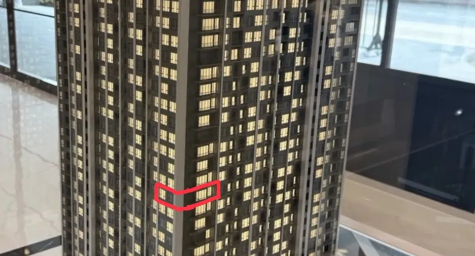 For sale 2 bedrooms condo in Thon Buri, Bangkok