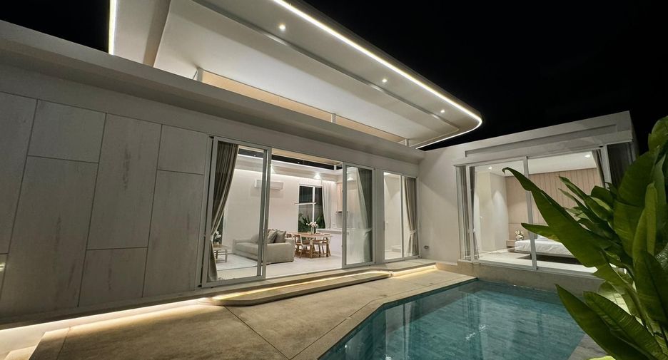 For rent 3 bedrooms villa in Mueang Phuket, Phuket