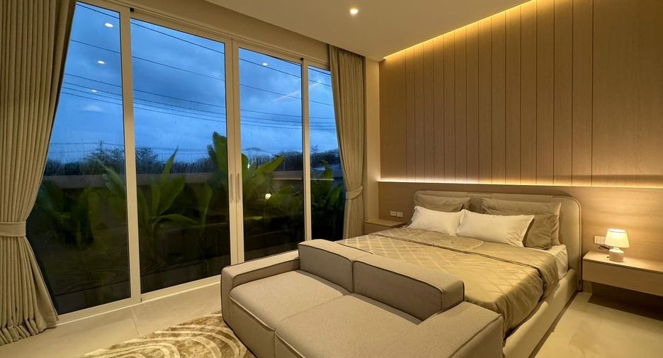 For rent 3 bedrooms villa in Mueang Phuket, Phuket