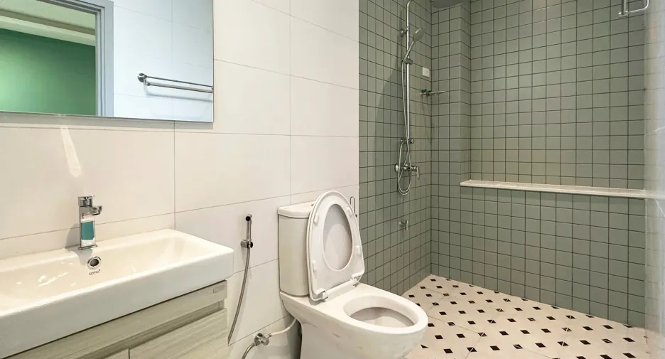 Reihenhaus zum Kauf mit 5 Zimmer in Mueang Chiang Mai, Chiang Mai