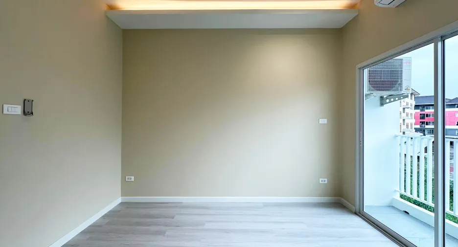 Reihenhaus zum Kauf mit 5 Zimmer in Mueang Chiang Mai, Chiang Mai