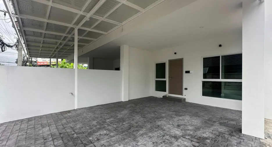 Reihenhaus zum Kauf mit 5 Zimmer in Mueang Chiang Mai, Chiang Mai